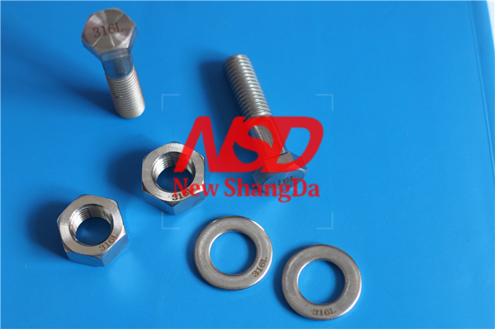 316L特种螺栓